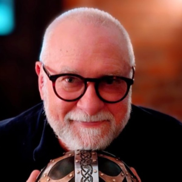 Portrait of Dr. Darryl Carlton