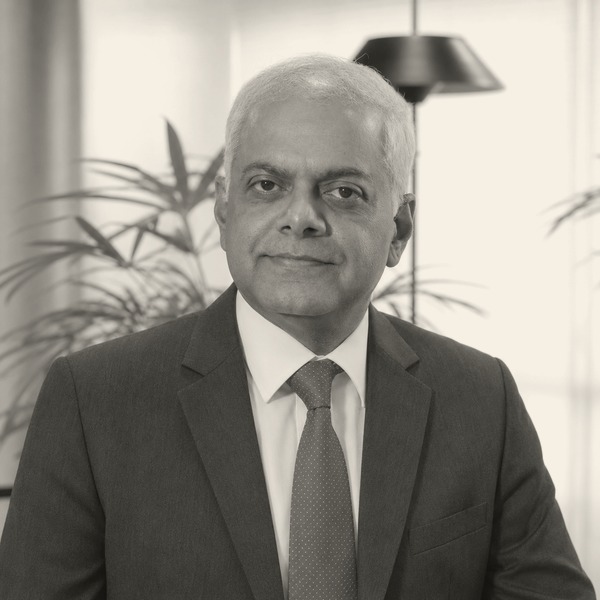 Portrait of Manish Tiwary